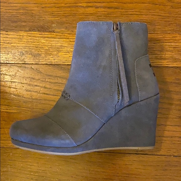 Toms grey suede wedge booties - Picture 2 of 7